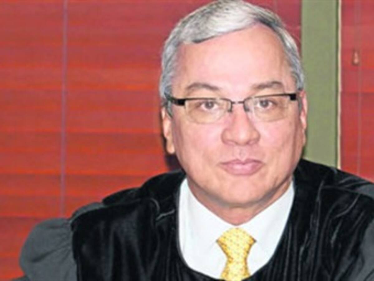 Ordenan a CTI cotejo de voz a Villarraga. Vinculan otros 4 magistrados