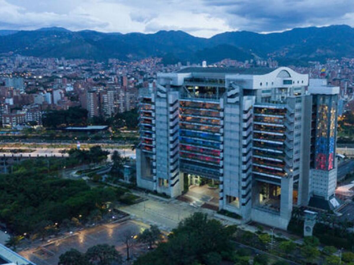 Reacciones a la renuncia del gerente de EPM