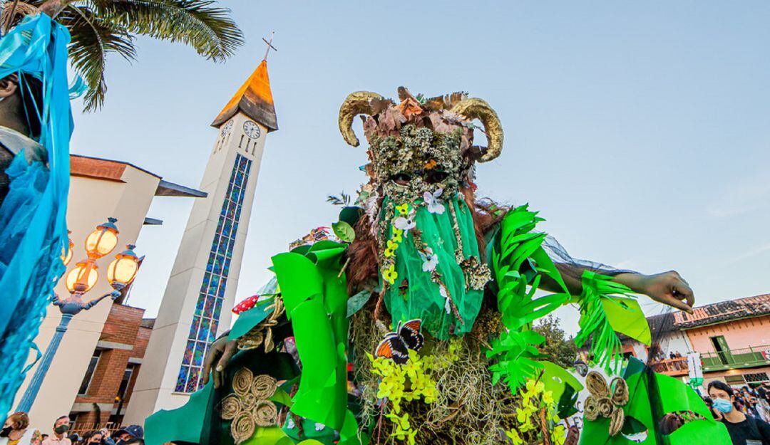 En esta versión participan tres paises invitados: Argentina, Ecuador y Suiza