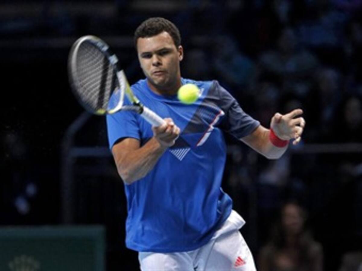 Tsonga vence a Berdych y se medirá a Federer en la final del Master de Londres