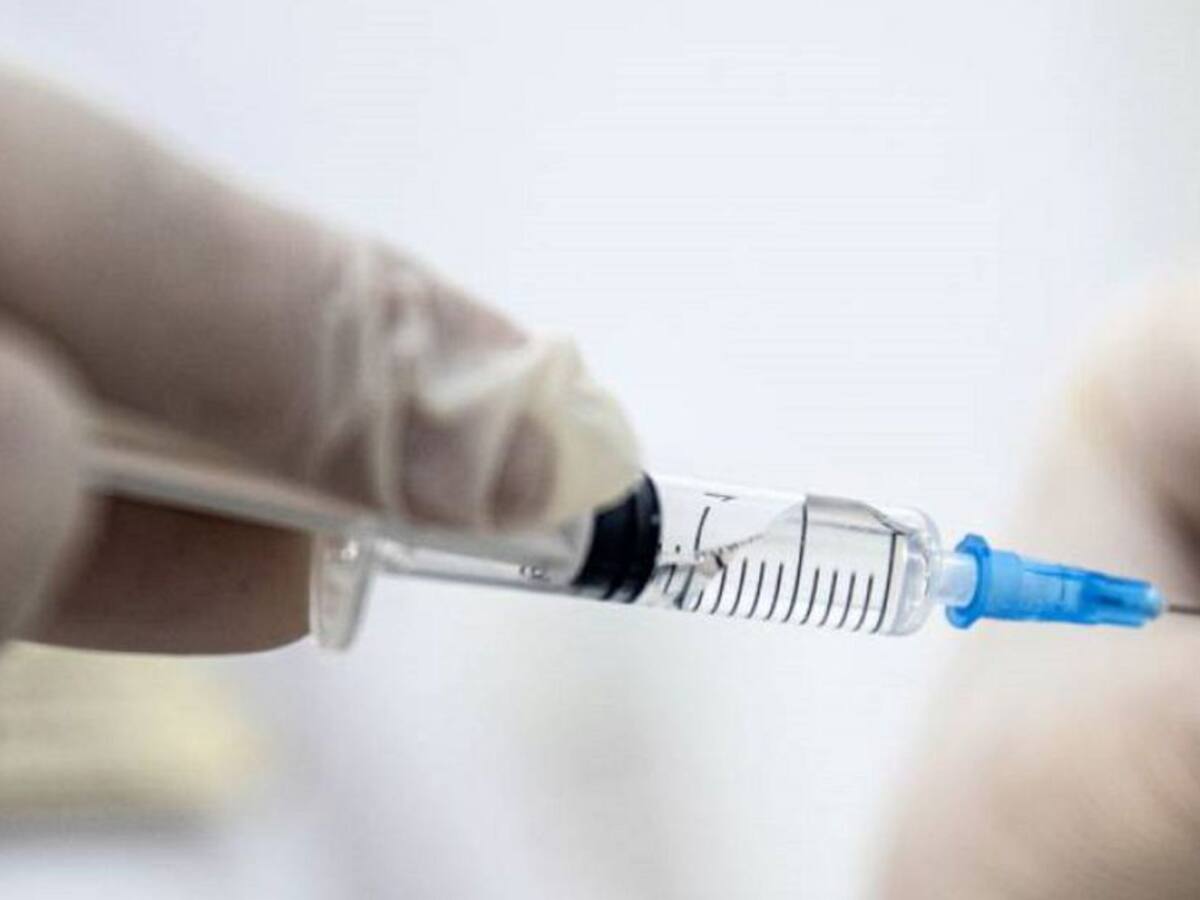 En tres días el país alcanzará 43 millones de dosis aplicadas: Duque