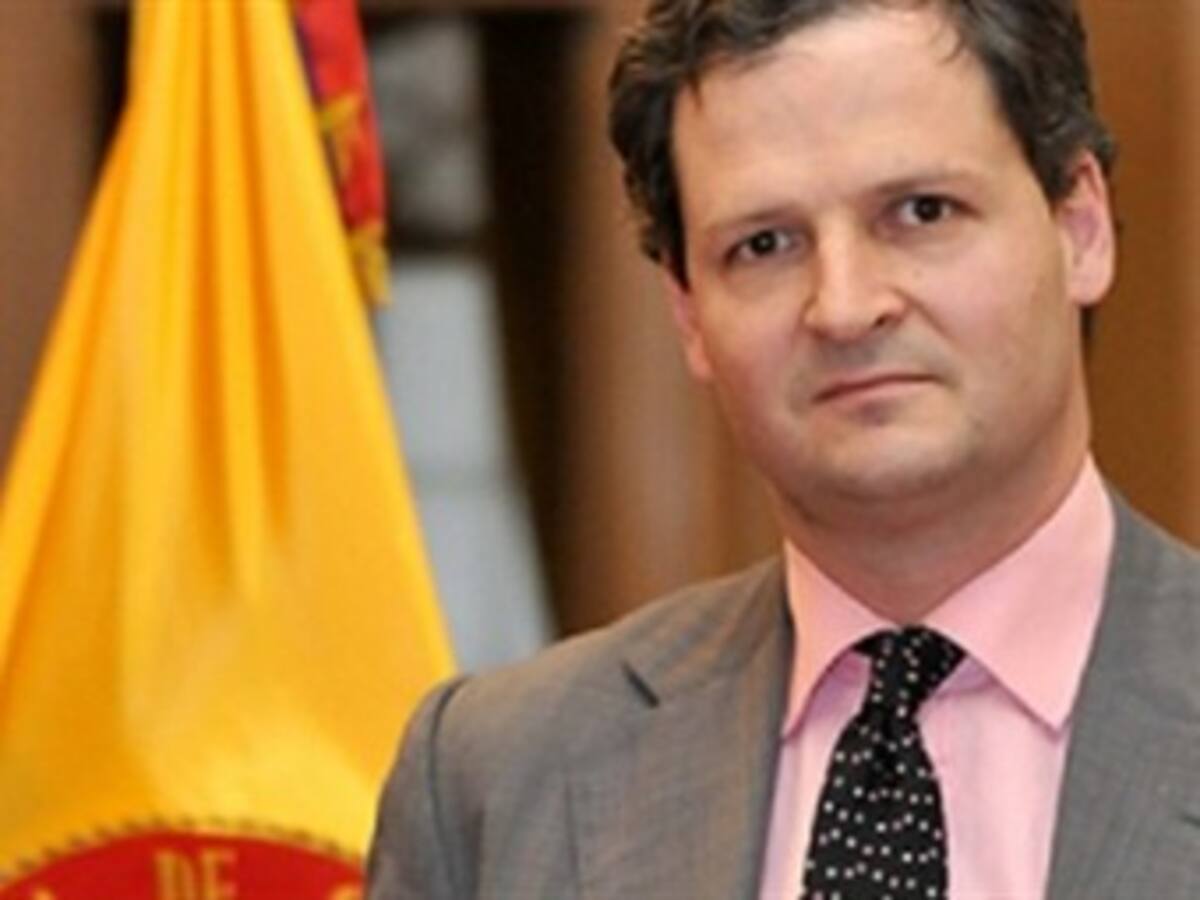 Mantener continuidad política y regionalizar la paz, consejos de exguerrilleros a Gobierno