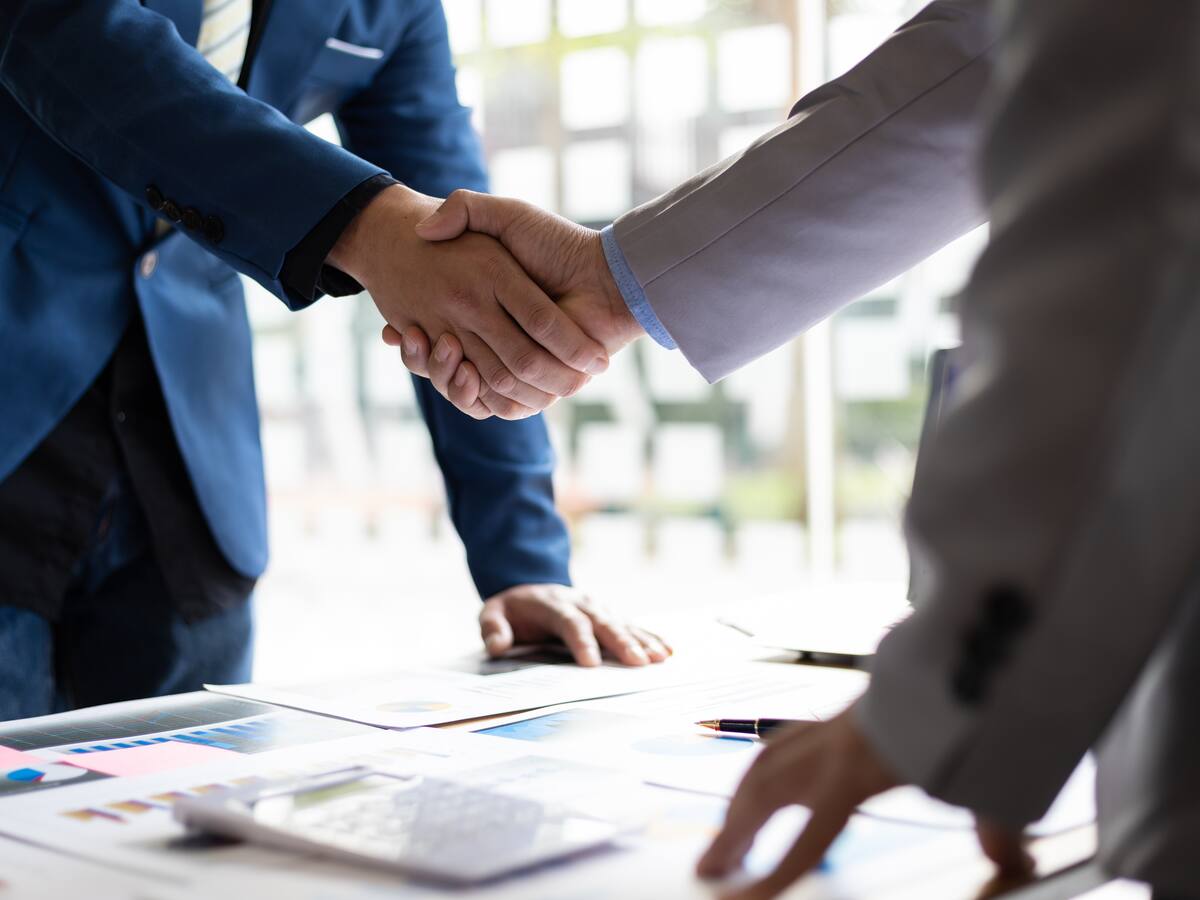 Vacantes en APE del SENA para asesores comerciales en Cundinamarca: pagan hasta 2 millones