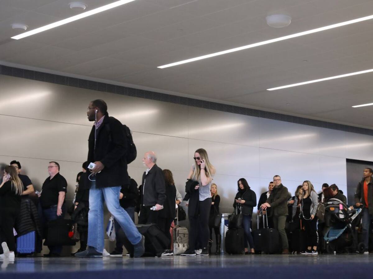 Gobierno anuncia $3,8 billones para la infraestructura aeroportuaria