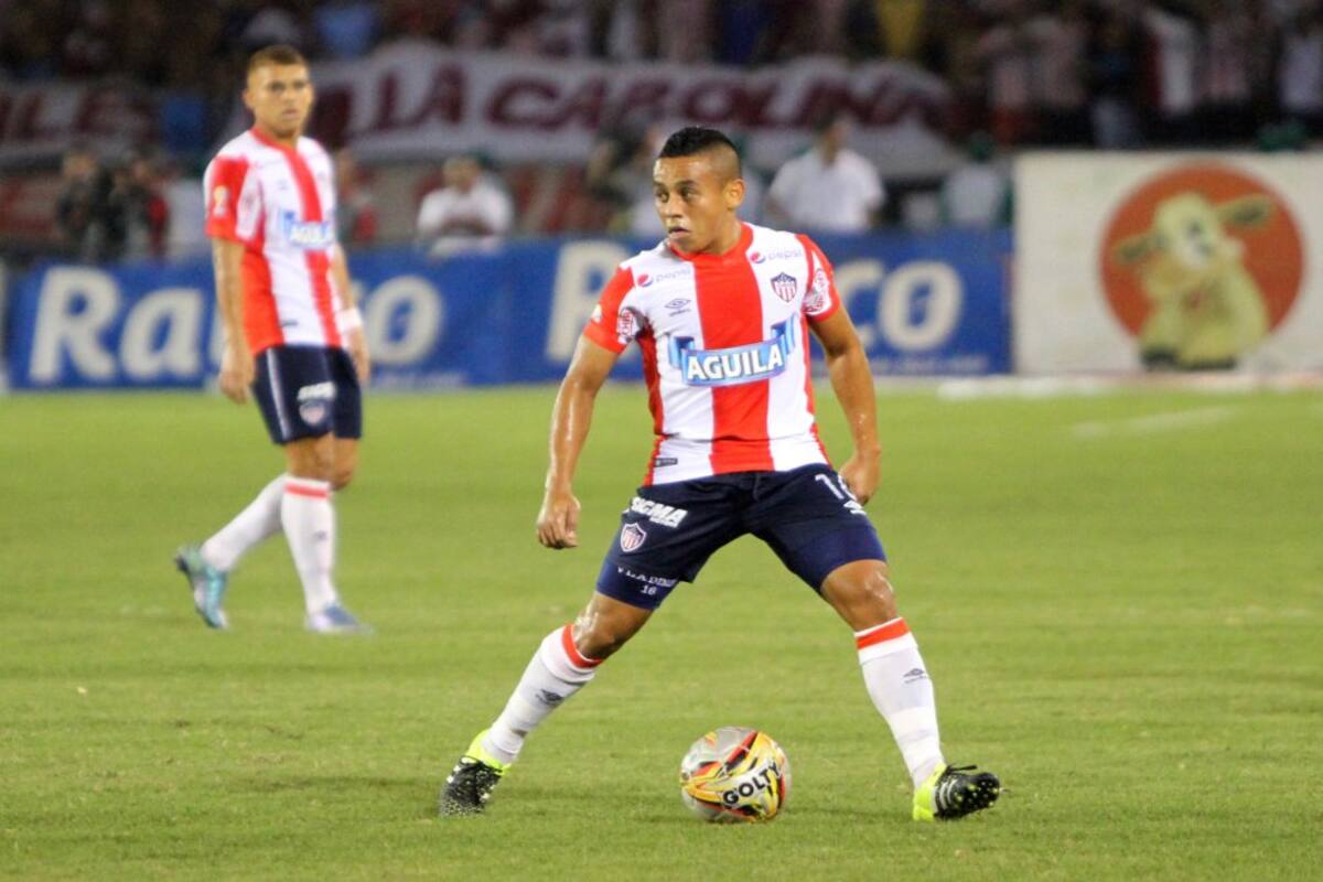 Vladimir Hernández, araucano de 27 años, mediapunta del Atlético Junior, es uno de los mediocampistas preseleccionados para la Copa América.