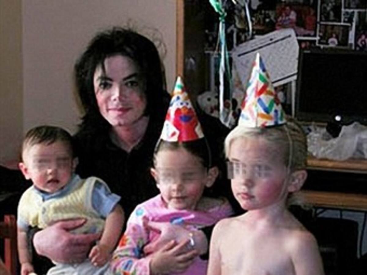 Juez devuelve custodia de hijos de Michael Jackson a su abuela Katherine