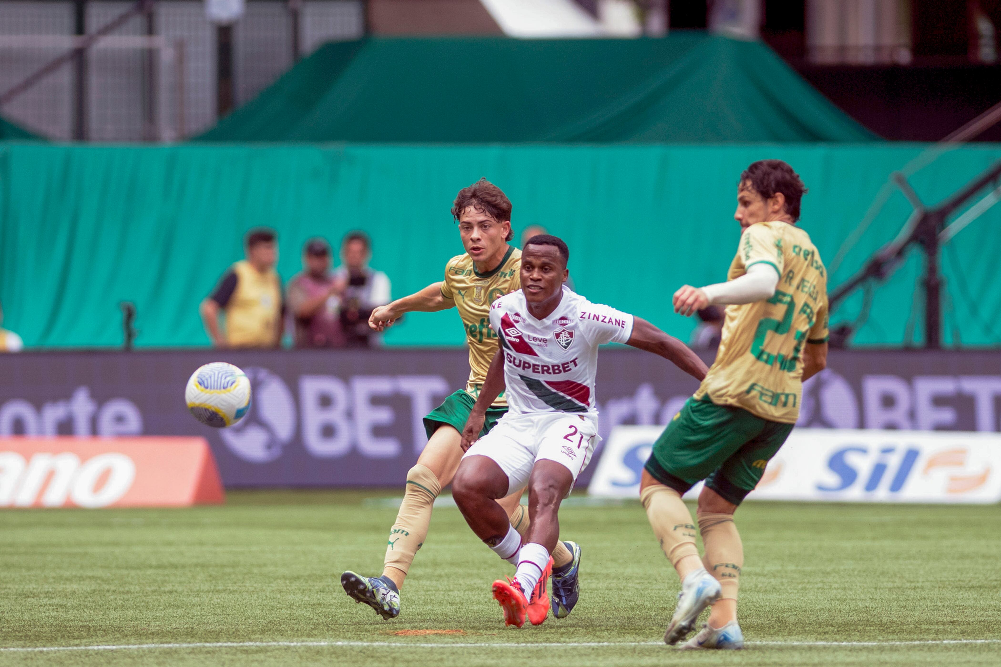 Jhon Arias, extremo colombiano del Fluminense. (Photo by Riquelve Nata/Sports Press Photo/Getty Images)