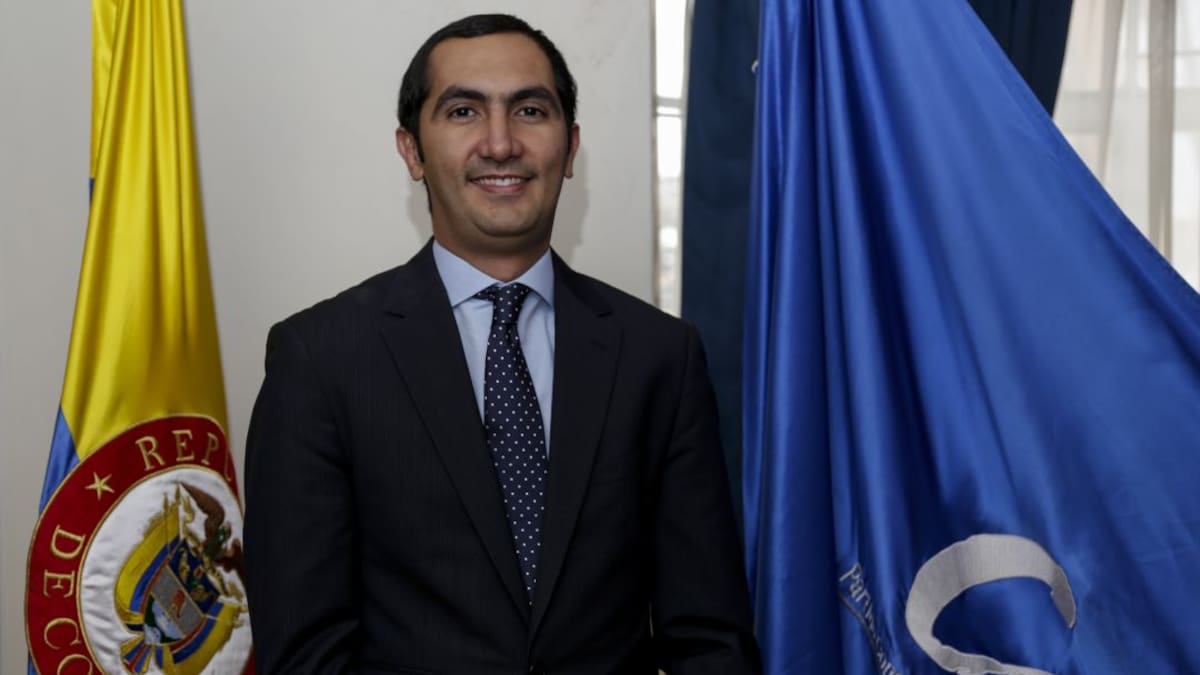 Bancada del conservatismo respalda precandidatura de David Barguil