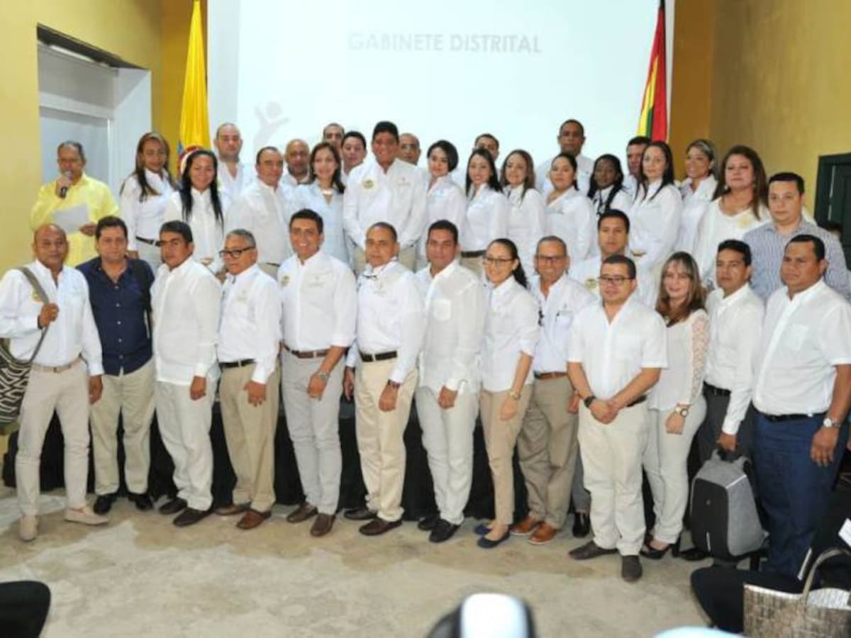 Alcalde de Cartagena toma posesión a su gabinete