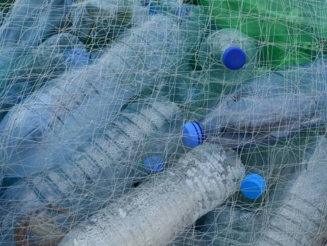 Greenpeace lanza campaña para frenar el uso de plástico en Colombia