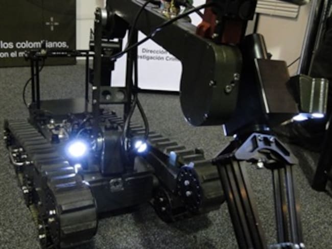 Robot publicitario y Robot Antiexplosivos son algunas novedades de la la Feria Internacional de Bogotá