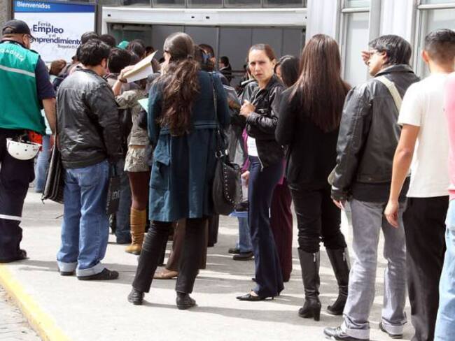 Fuerte alza tuvo en abril el desempleo en Colombia