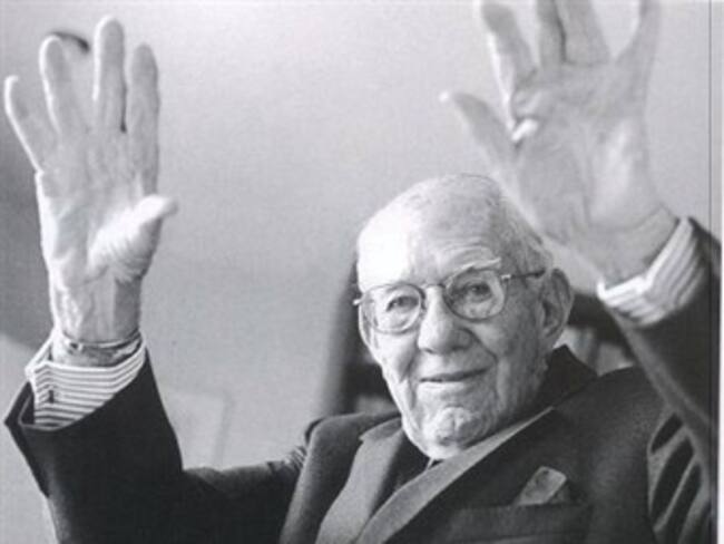 Mientras Nicaragua juega póker, Colombia juega solitario