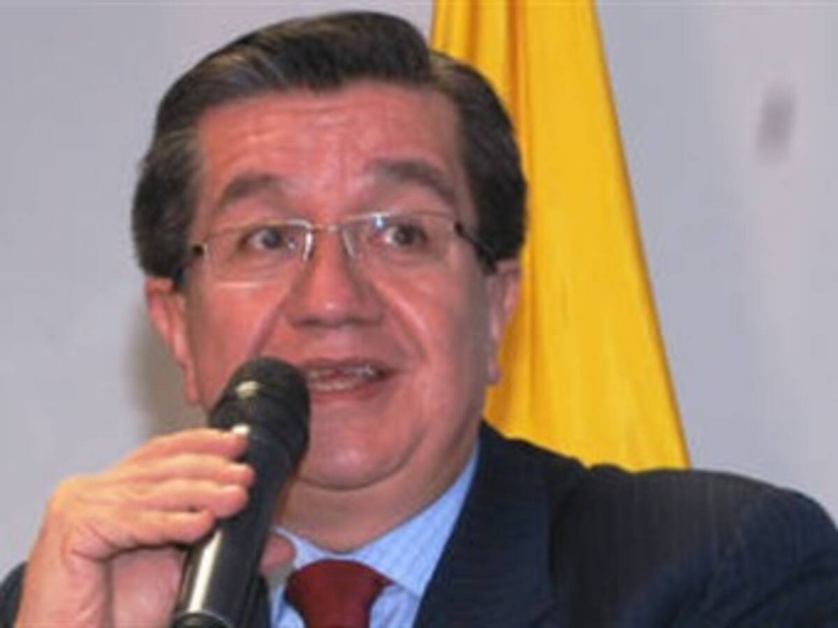 Minsalud responde a demora en aplicación de medida de reducción de precios de medicamentos