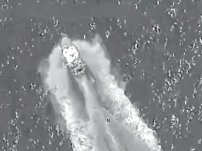 Nuevo Ataque de EEUU en el Pacífico contra tres embarcaciones dejan ocho muertos