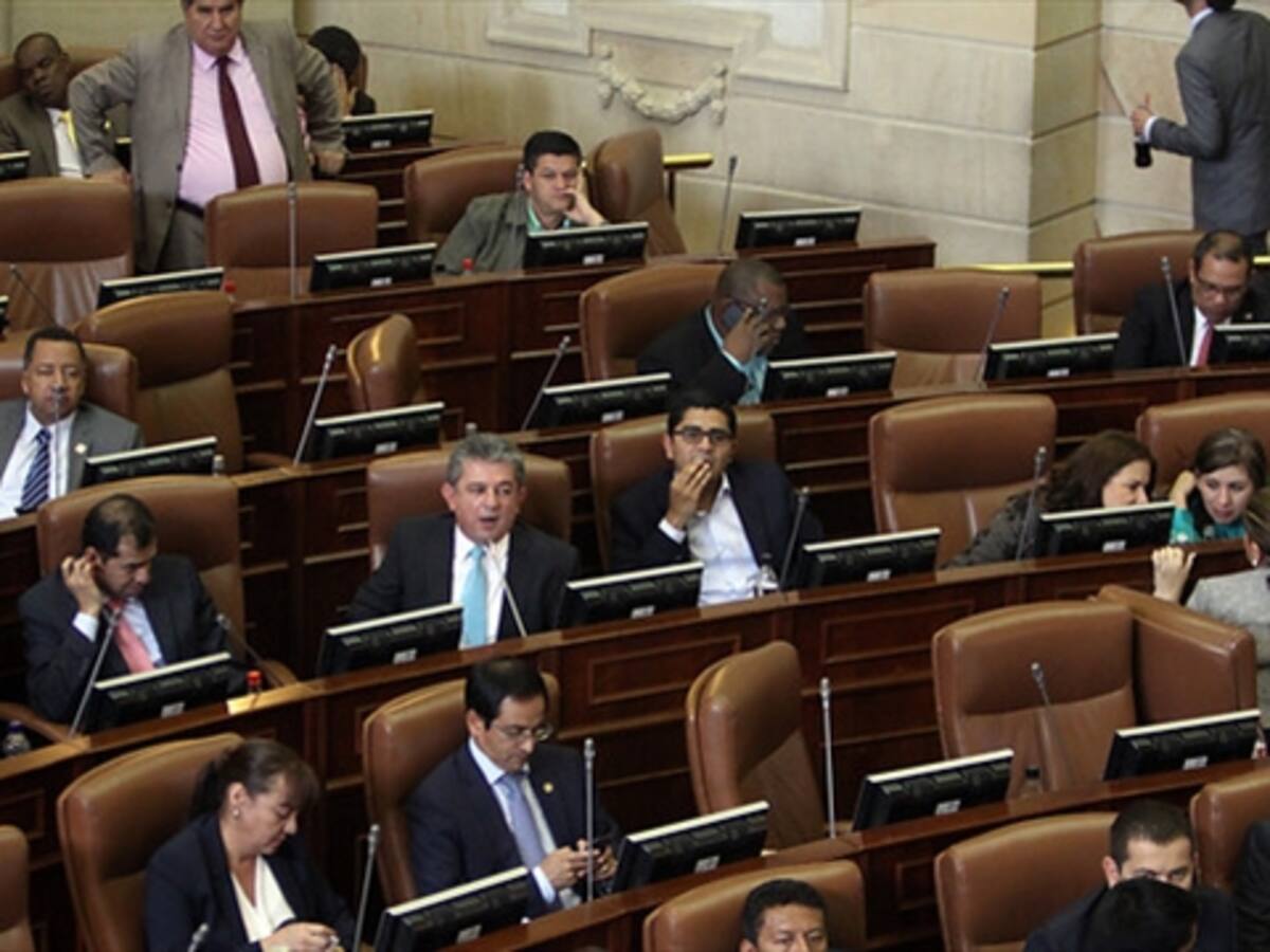 Congreso rechaza proyecto de rebajar penas a abusadores de niños
