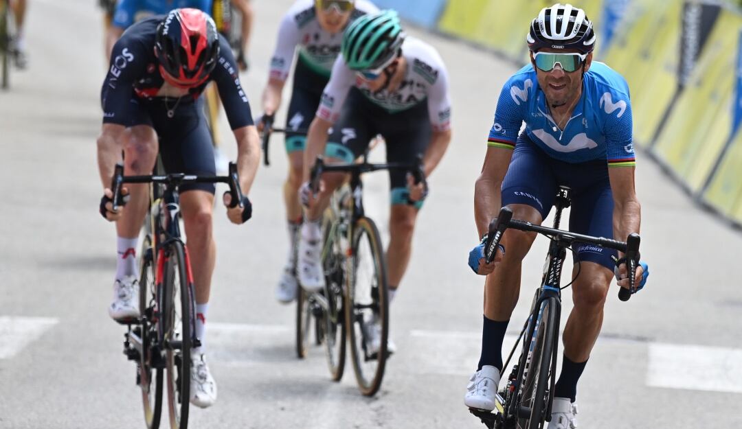 Alejandro Valverde se impuso en la línea de meta de la sexta etapa.