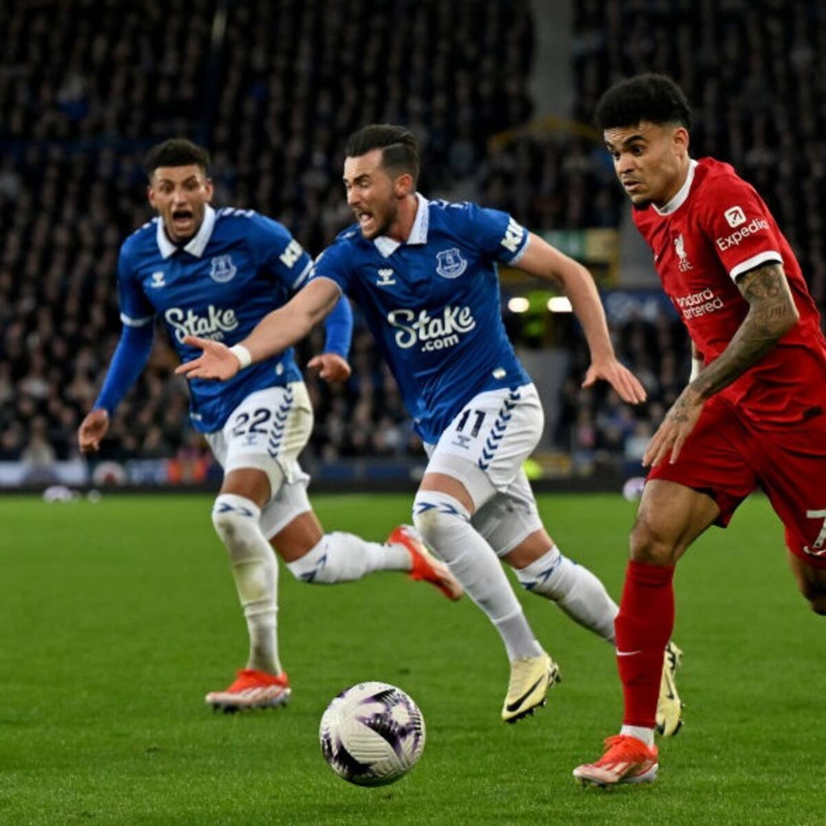 Liverpool con Luis Díaz vs. Everton, partidazo para ponerse al día en Premier: hora y cómo seguir