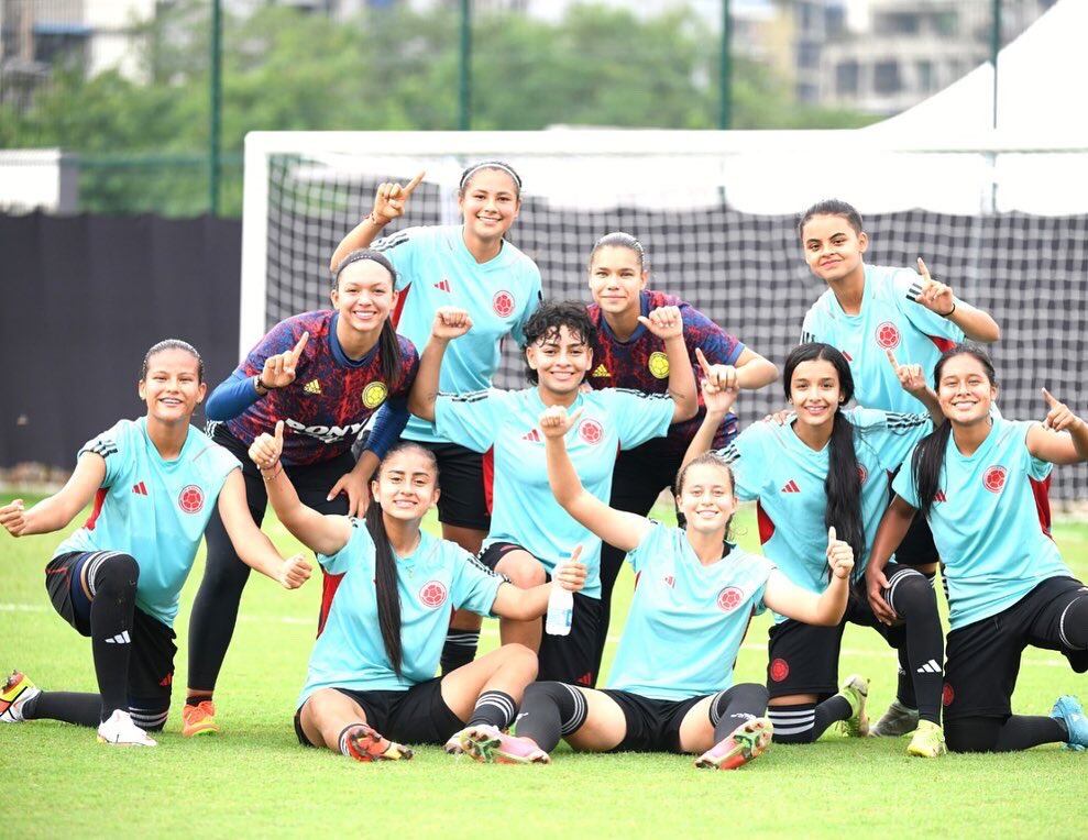 Selección Colombia femenina Sub-17 durante sus entrenamientos en India / @FCFSeleccionCol.