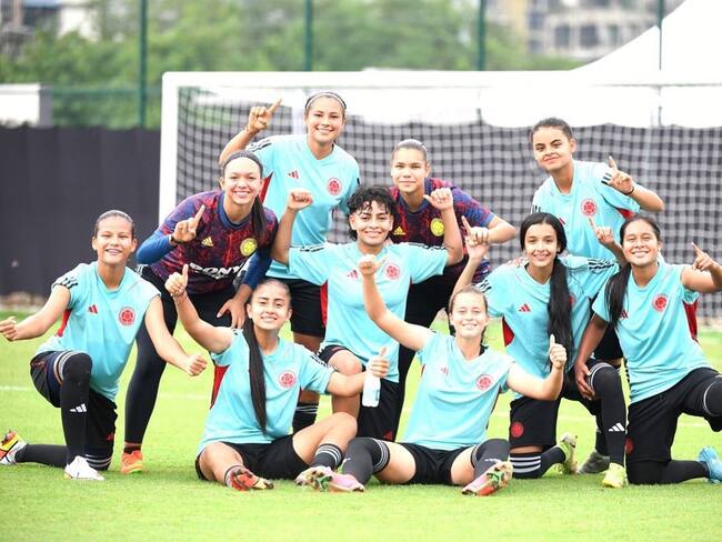 Selección Colombia femenina Sub-17 durante sus entrenamientos en India / @FCFSeleccionCol.