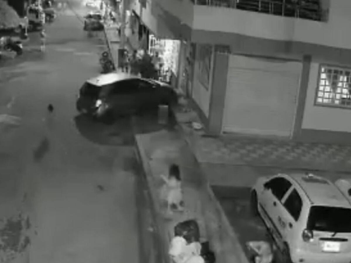 VIDEO: Conductor borracho por poco arrolla niños en Piedecuesta