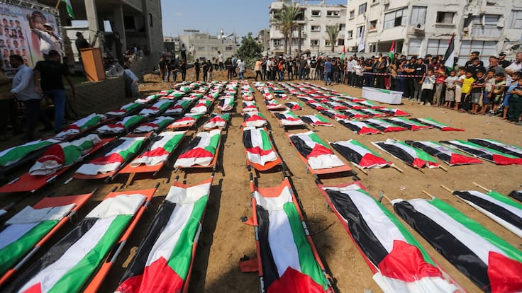 Gaza enterró a 112 personas de una misma familia: Uno de los mayores funerales en la Franja