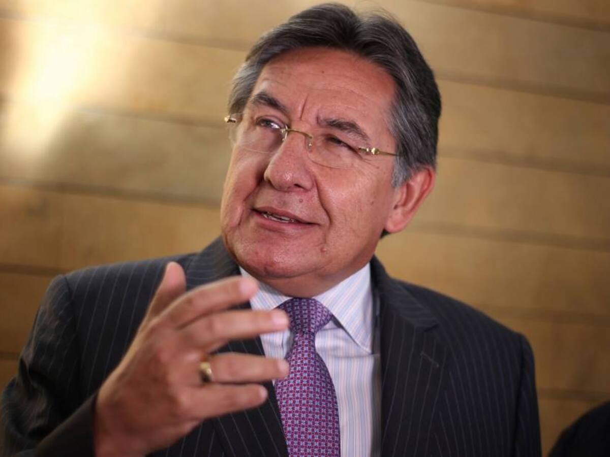 Exfiscal Néstor H. Martínez niega tráfico de influencias