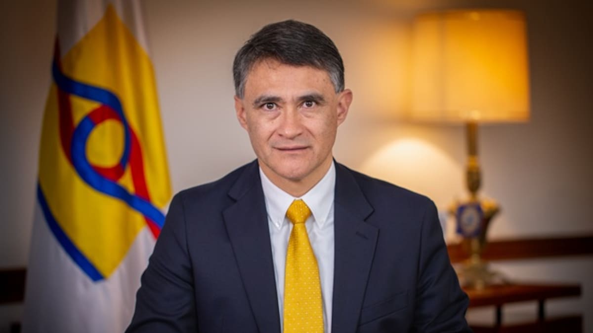 Medicina Legal confirma que cuerpos calcinados en frontera con Ecuador no son por bombardeos