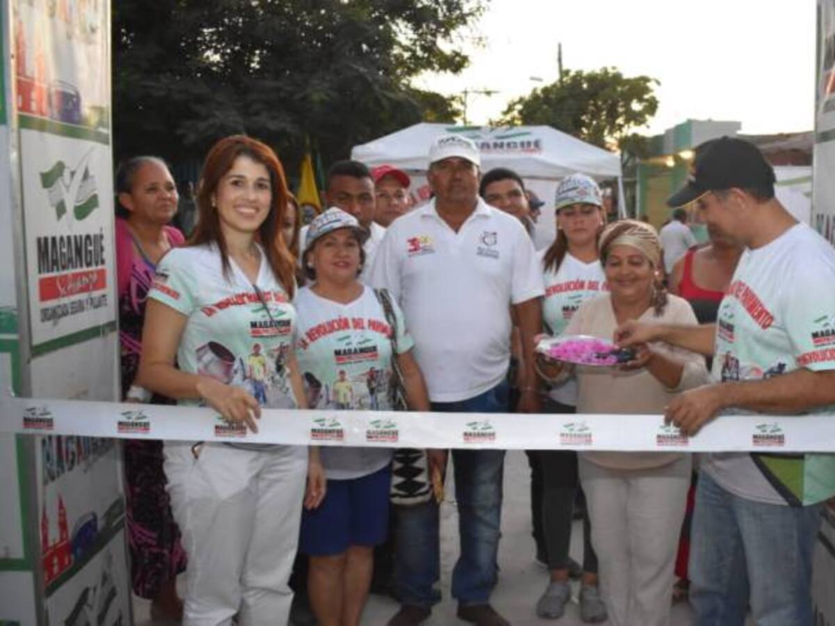 En Magangué Bolívar, se cancela el Programa La Revolución del Pavimento