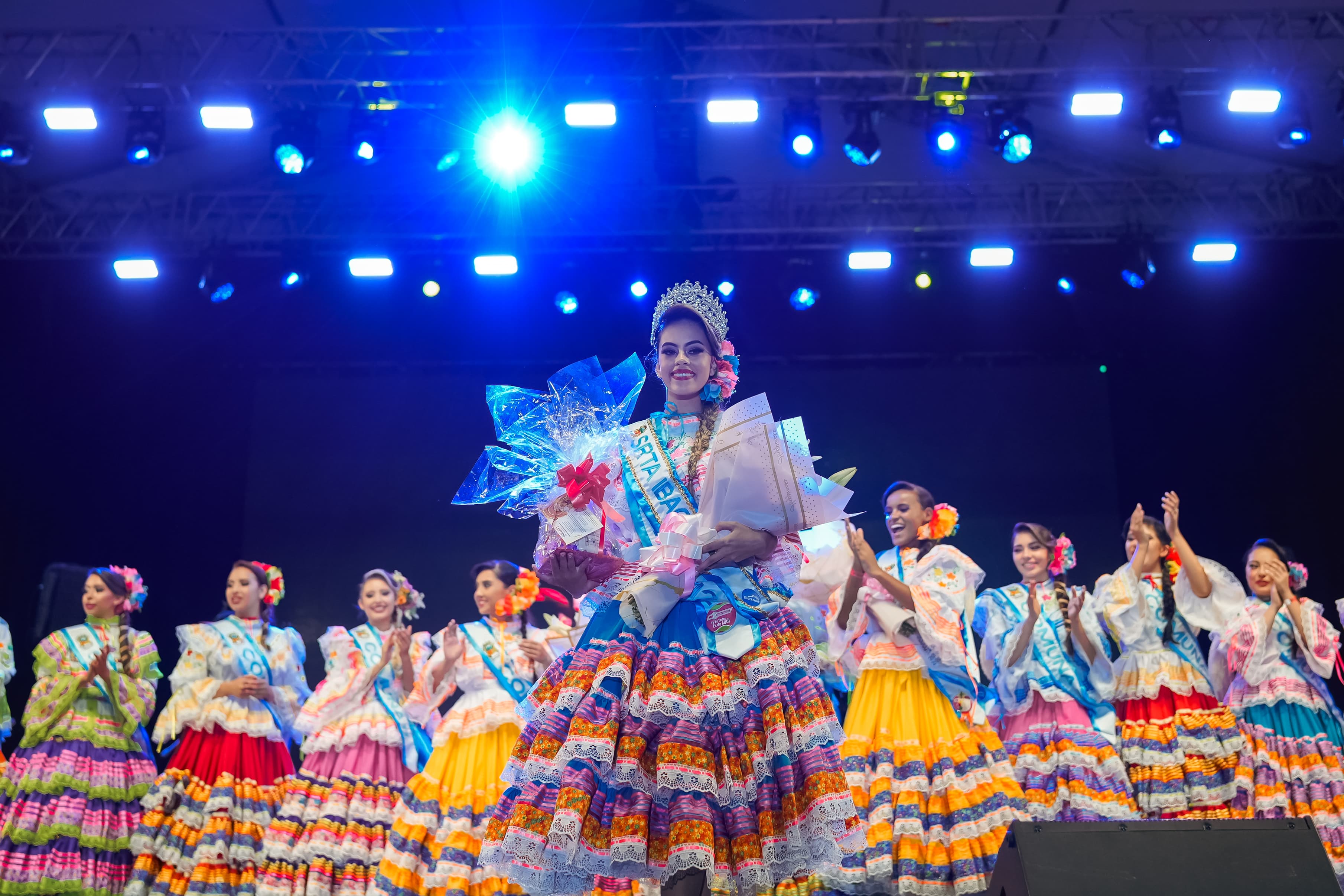 Laura Sofía Cortés, nueva soberana del folclor de Ibagué