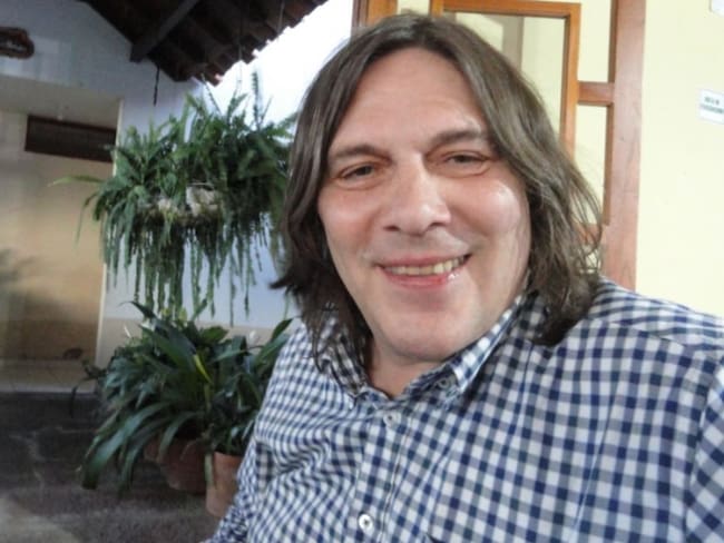 Murió el poeta inglés Tim Cloudsley, quien vivía en Bucaramanga