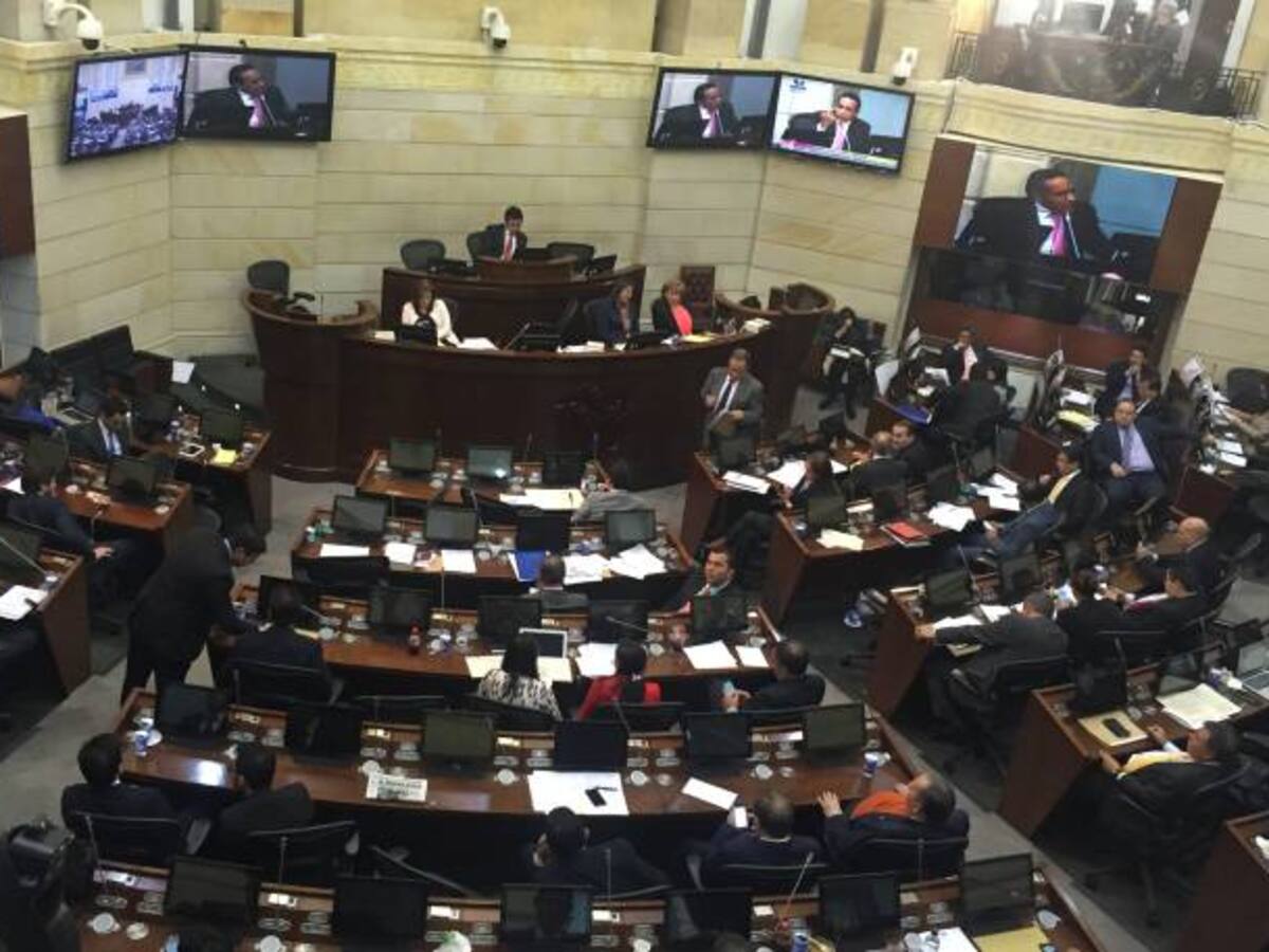 Cámara aprobó en último debate el Plebiscito para la paz