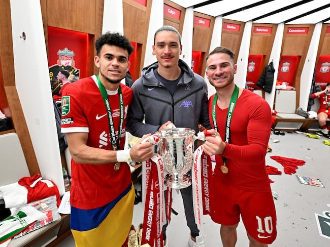 Luis Diaz, Darwin Núñez y Alexis Mac Allister.  (Photo by Andrew Powell/Liverpool FC via Getty Images)