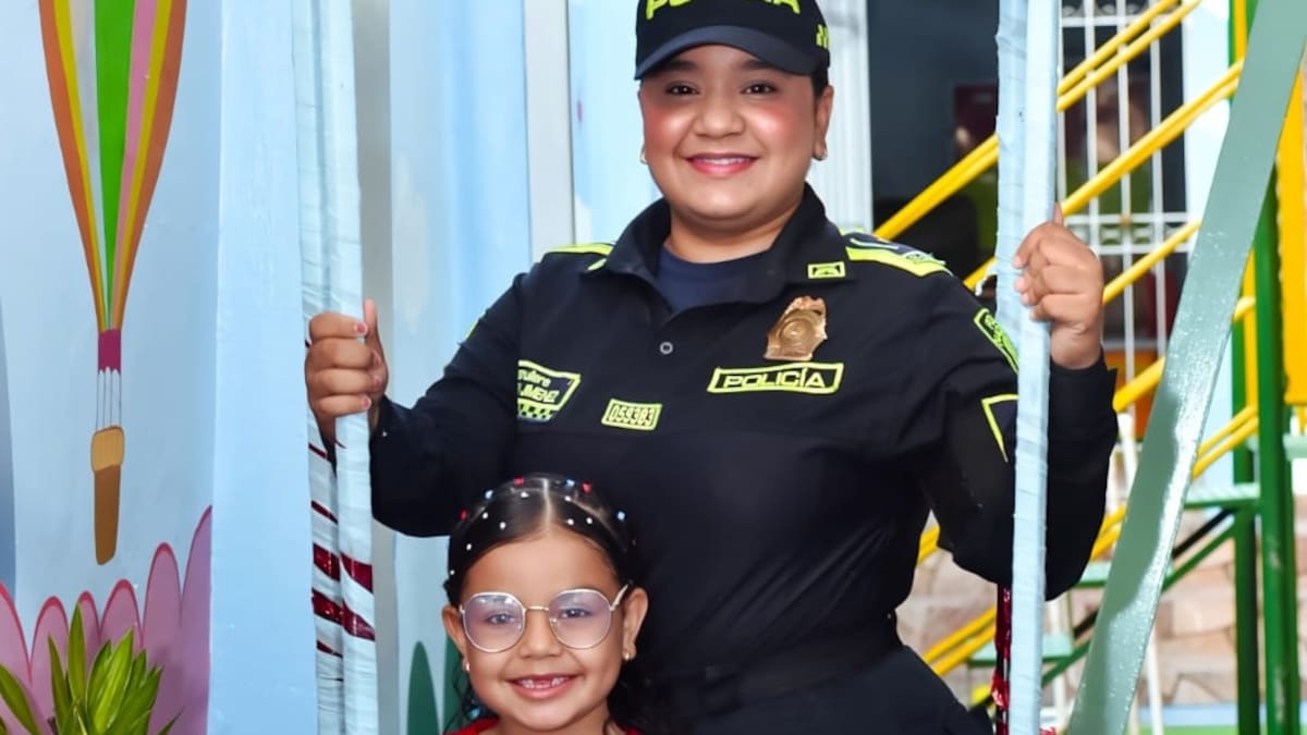 Madre, padre y policía: una historia de sacrificio y amor que inspira a la institución