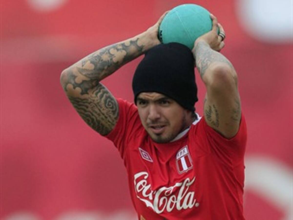 Juan Vargas entre los 28 convocados por Markarián para enfrentar a Uruguay y Venezuela