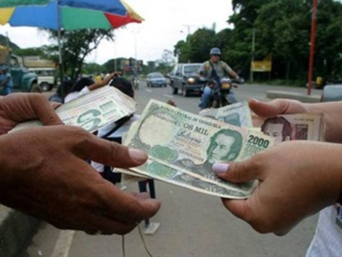 Gobierno nacional busca alternativas para enfrentar la devaluación en Venezuela