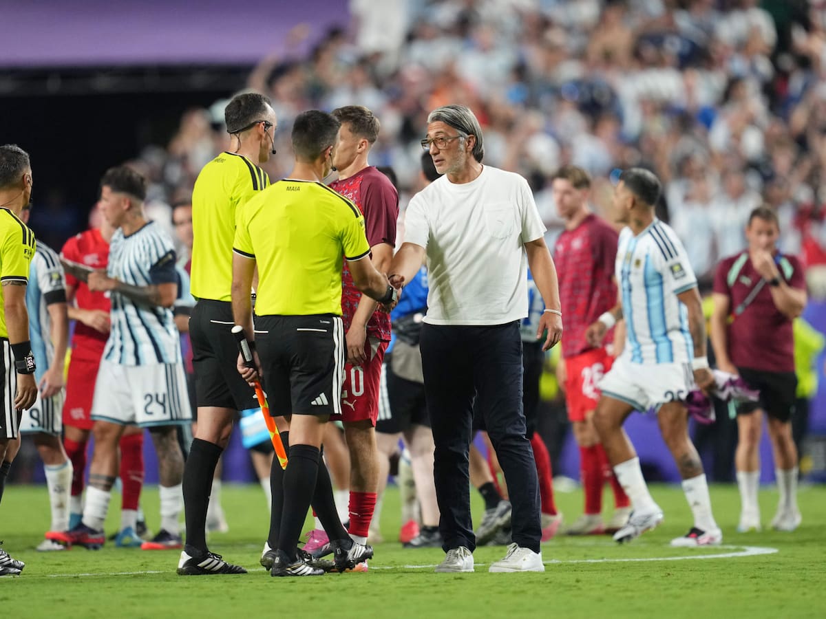 Sigue la lista: DT de Suiza estalla contra el arbitraje por polémica ante Argentina en Mundial 2026