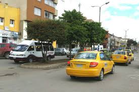 Las nuevas tarifas para taxis y transporte colectivo urbano en Sogamoso, que incluyen precios diferenciados por zonas y días, comenzarán a regir el 16 de enero de 2025.