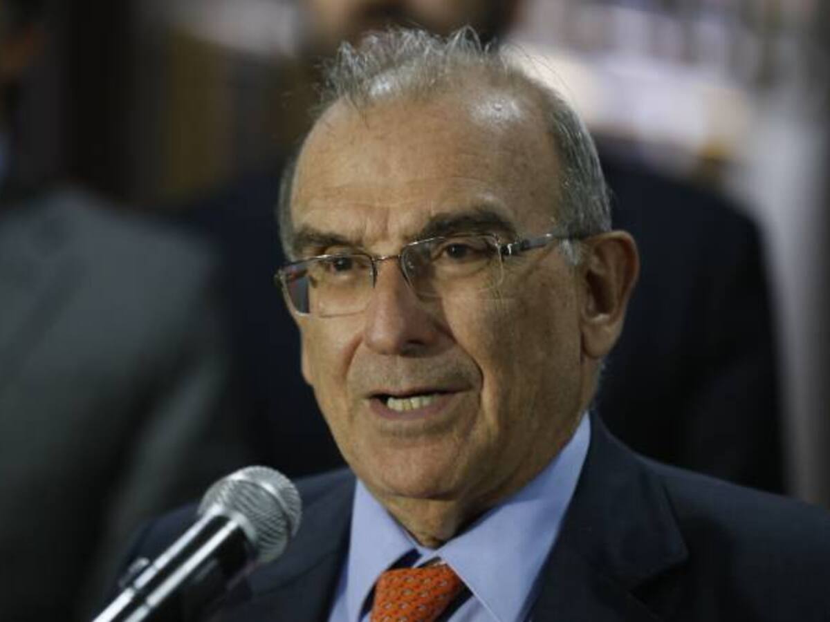 “Trabajaremos con celeridad para conseguir un nuevo acuerdo a la mayor brevedad” De La Calle