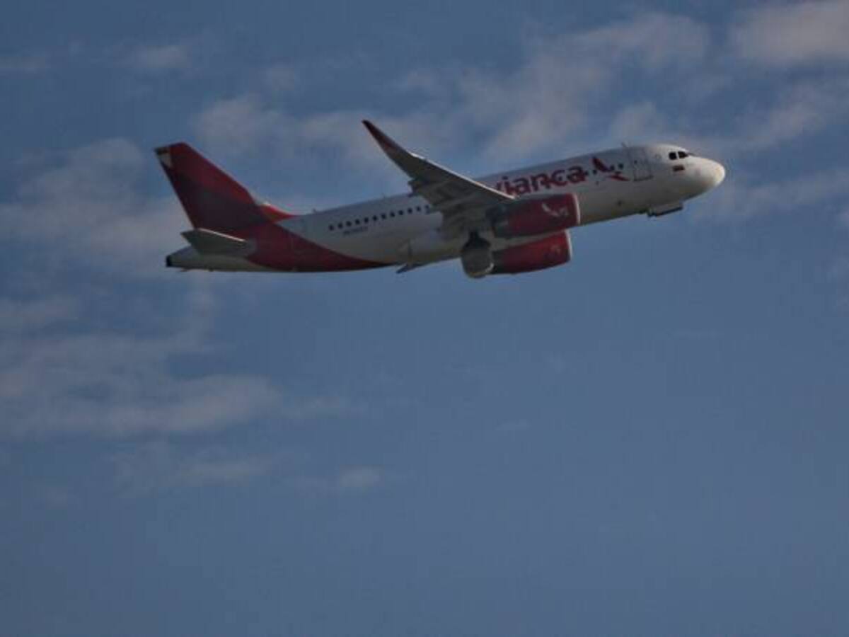 Vuelo de Avianca tuvo que regresar a Bogotá con 147 pasajeros