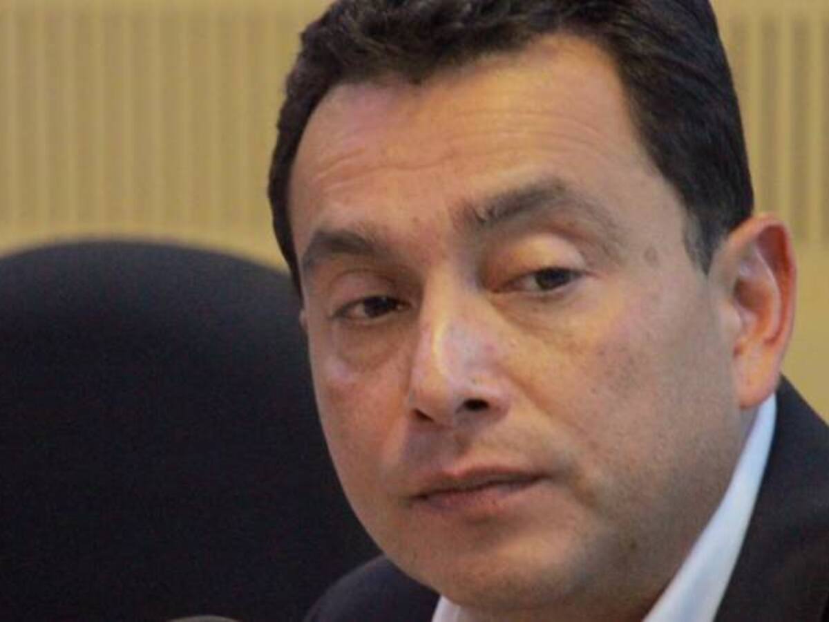 “El referendo es la excusa para abrirle camino a una Constituyente”: Libreros