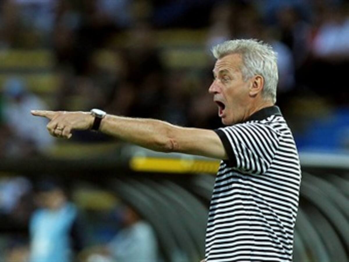 Francis Smerecki lamentó la derrota ante Portugal