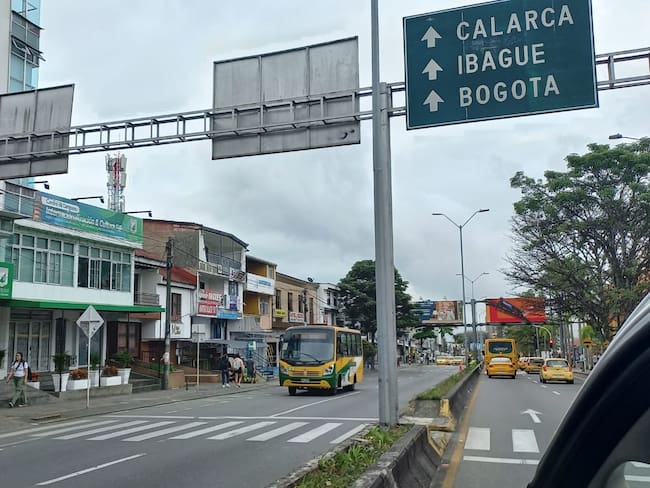 Vías de Armenia- Caracol Radio