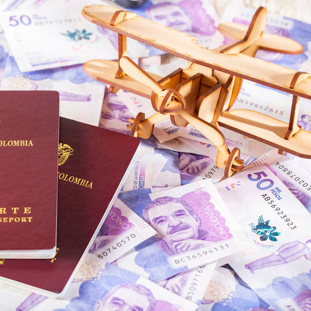 ¿Cuánto vale sacar el pasaporte por primera vez en Colombia 2025? Costo en Medellín, Bogotá y más