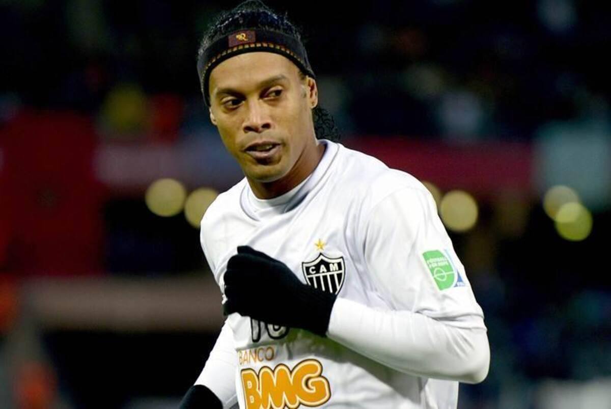 El día de hoy el crack brasileño cumple 34 años, Caracol Radio le muestra sus mejores momentos.