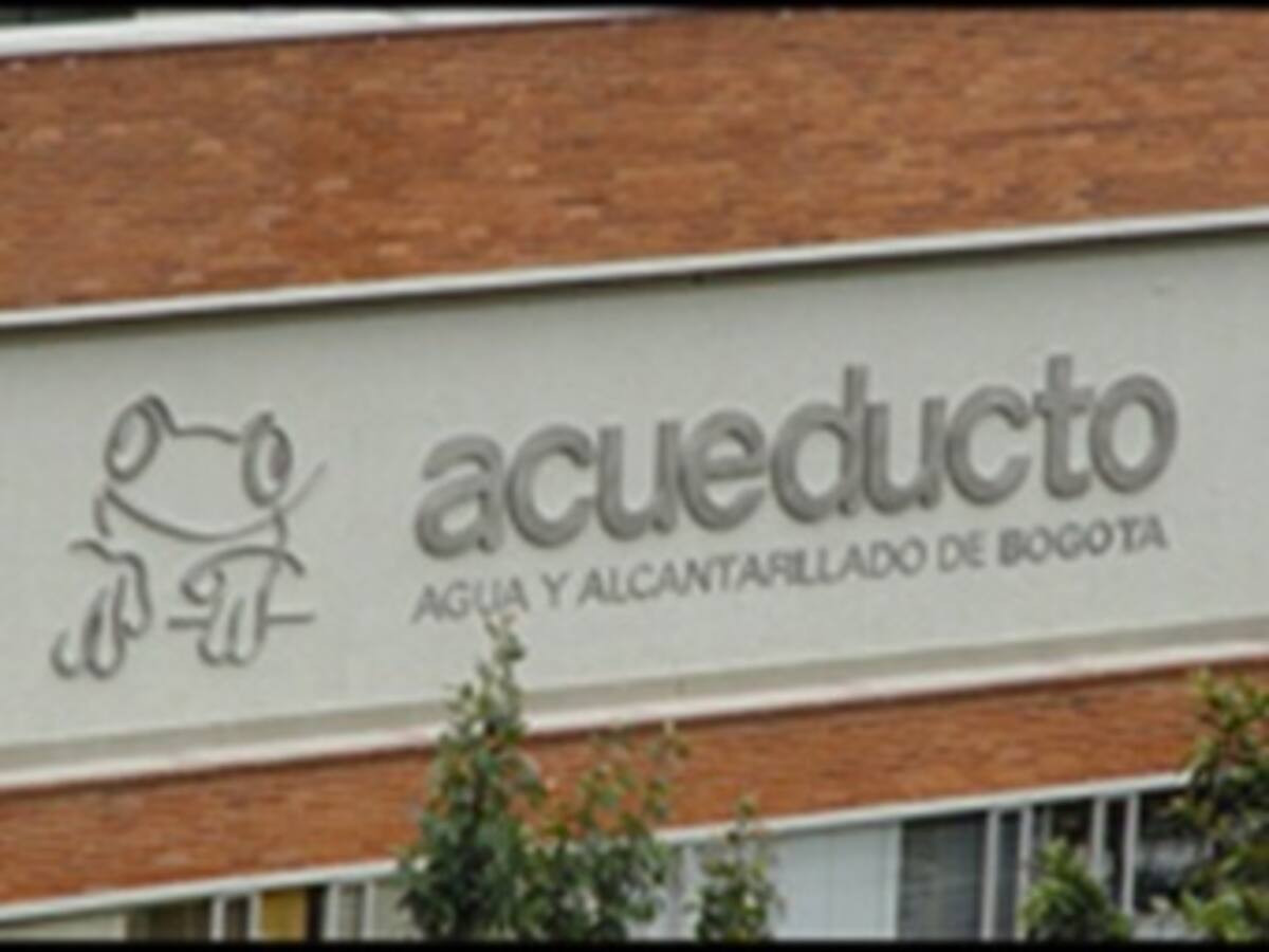Gerente de Acueducto niega que haya despilfarro de dinero en fiestas y contratos