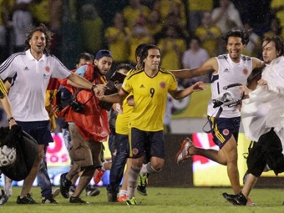 Selección Colombia viajó a Montevideo para enfrentar a Uruguay