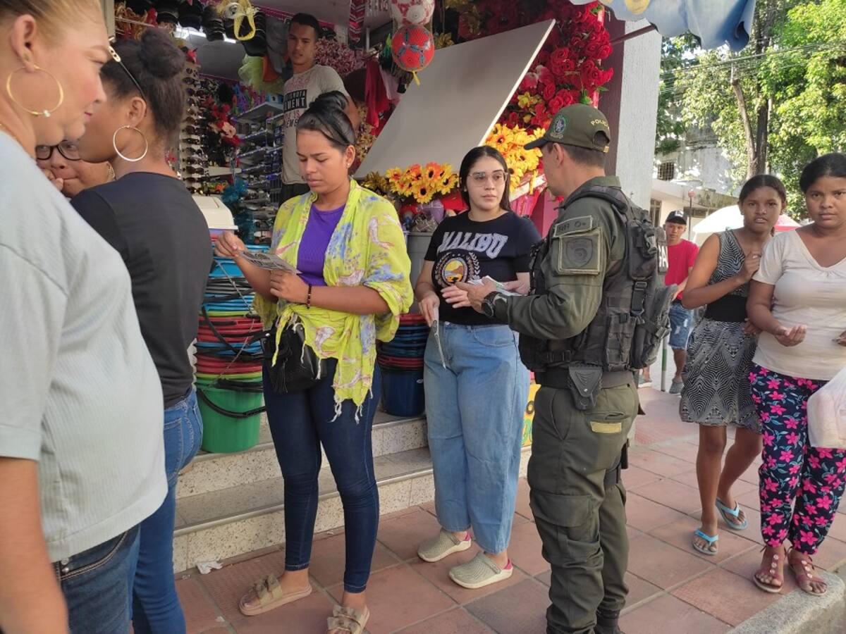 Policía de Bolívar despliega todas sus especialidades en celebración del Día del Padre