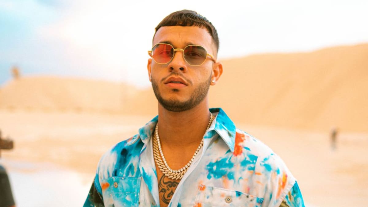 Lyanno empodera a las mujeres con “Poderosa”