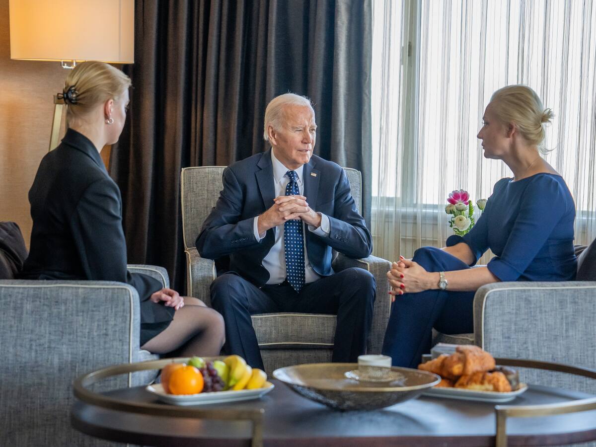 Presidente Biden se reunió con la esposa y la hija de Alexéi Navalni
